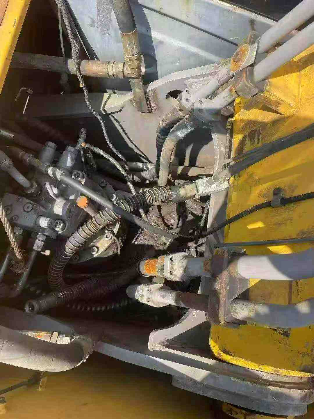 Used XCMG XE200 Excavator 2014 Model / 6