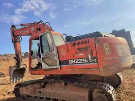 Buy Doosan DH225-7 Used Excavator / 2 Used Doosan DH225-7 Excavator 2016 Model / 2