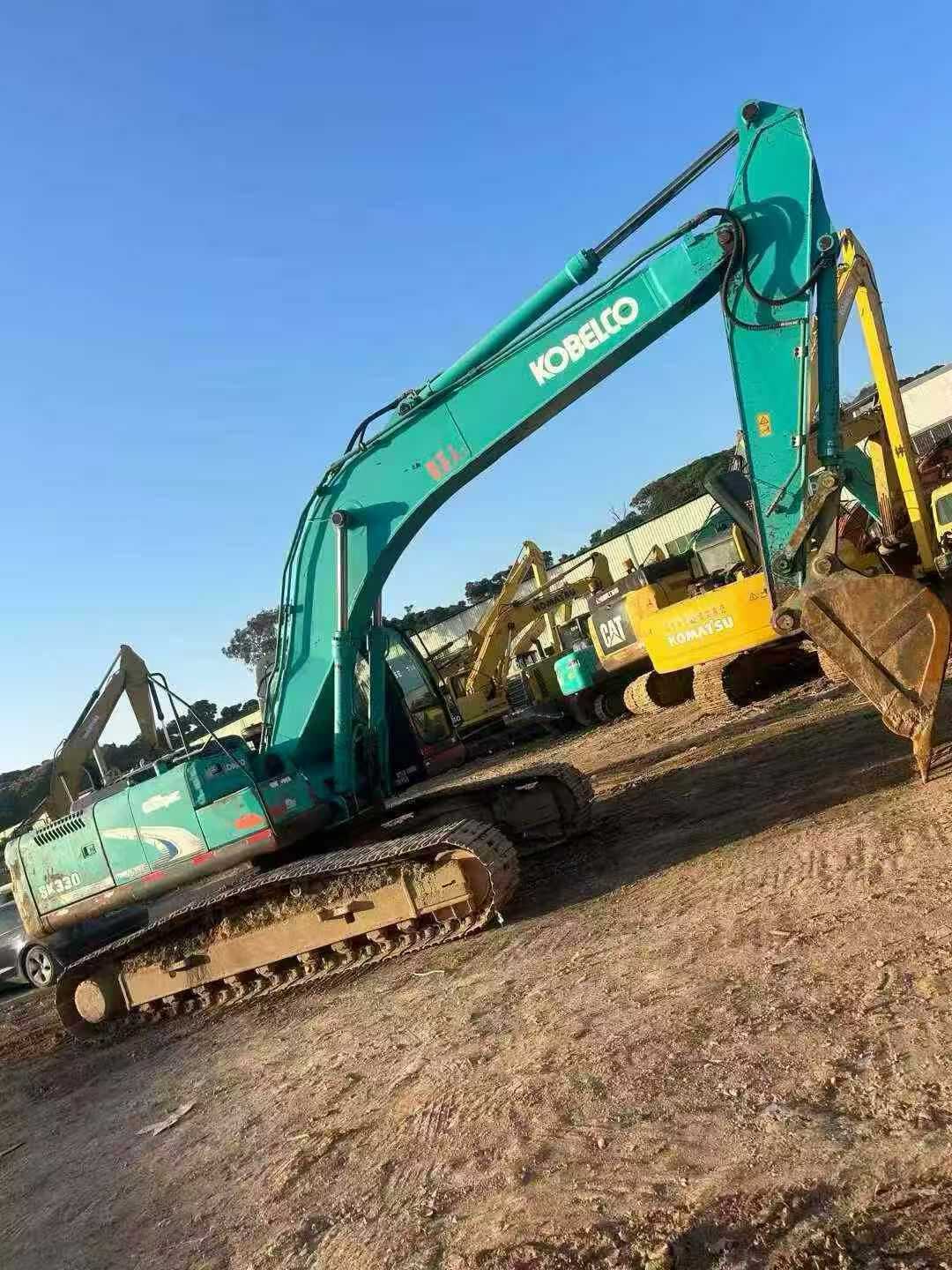 Used Kobelco SK260LC-8 Excavator 2016 Model / 2