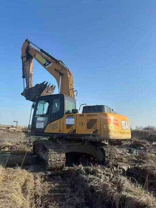 Buy Sany SY200C Used Excavator / 1