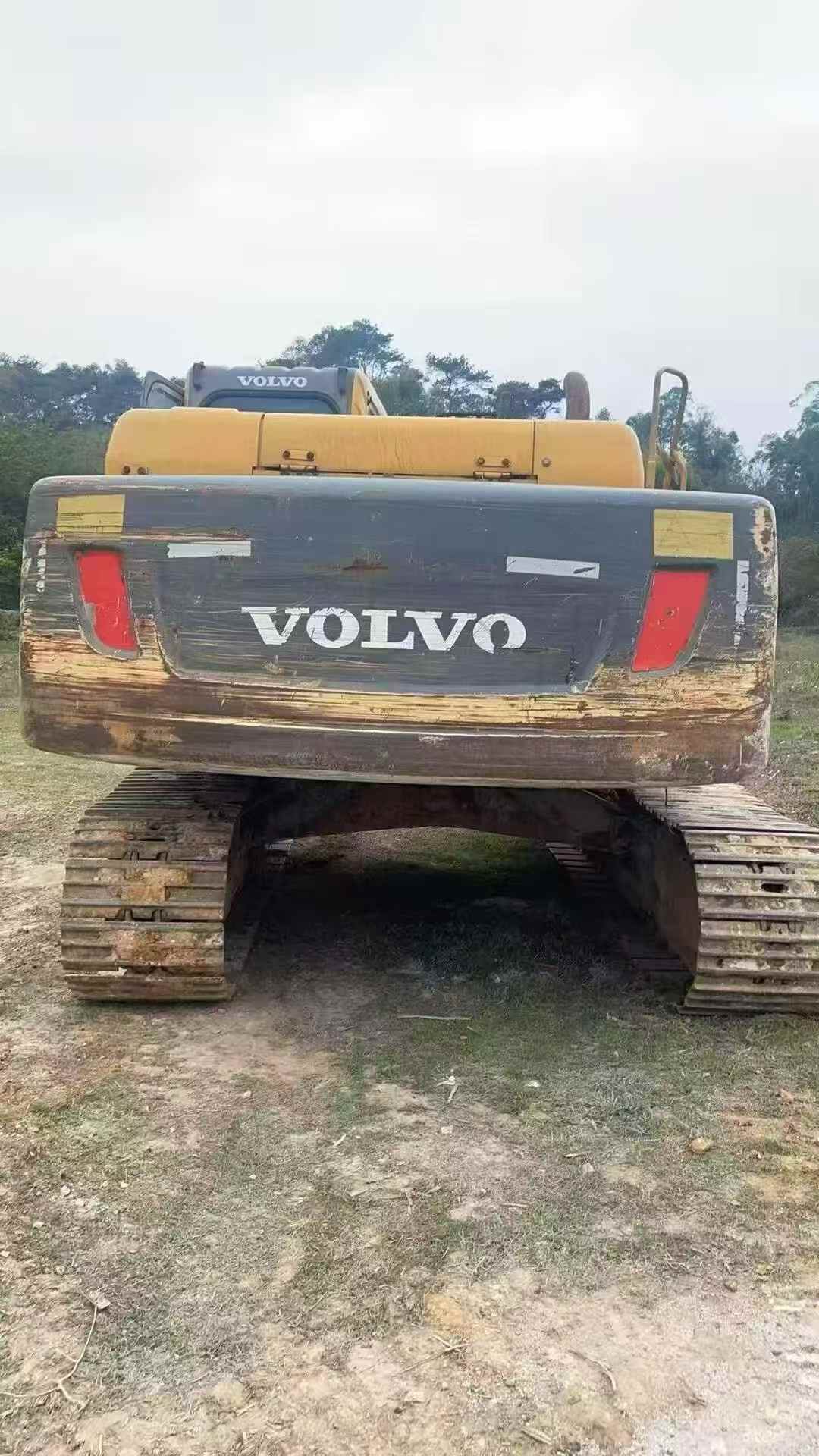 Used Volvo EC210BLC Excavator 2010 Model / 2