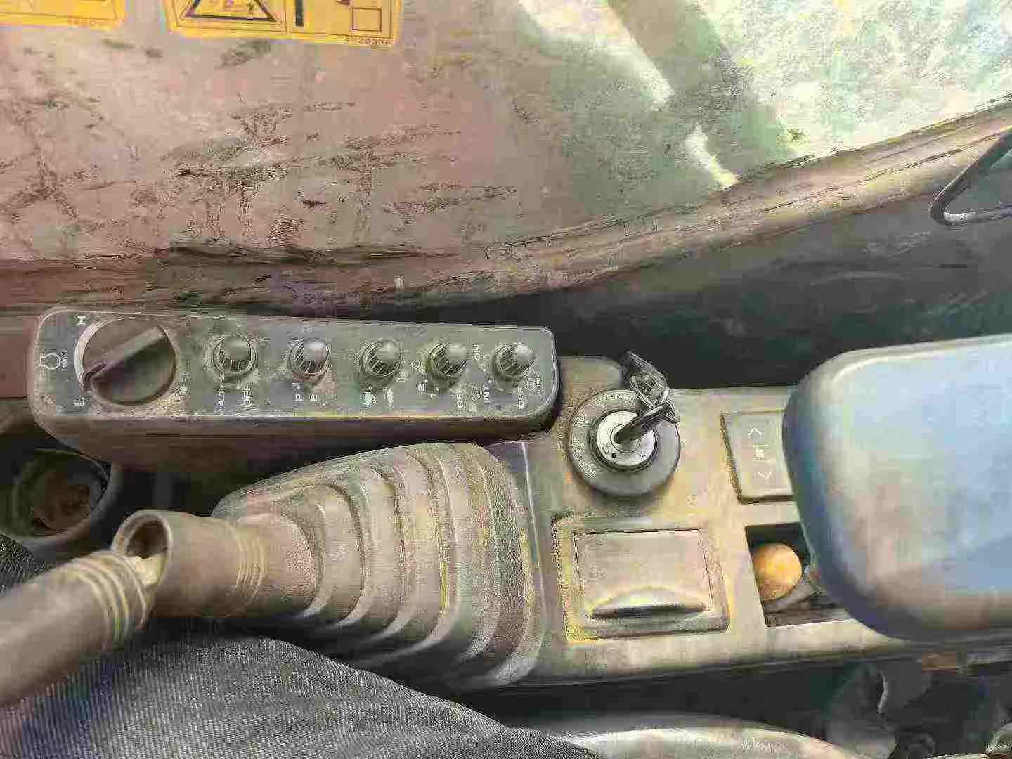 Used Hitachi EX70 Excavator 2011 Model / 8