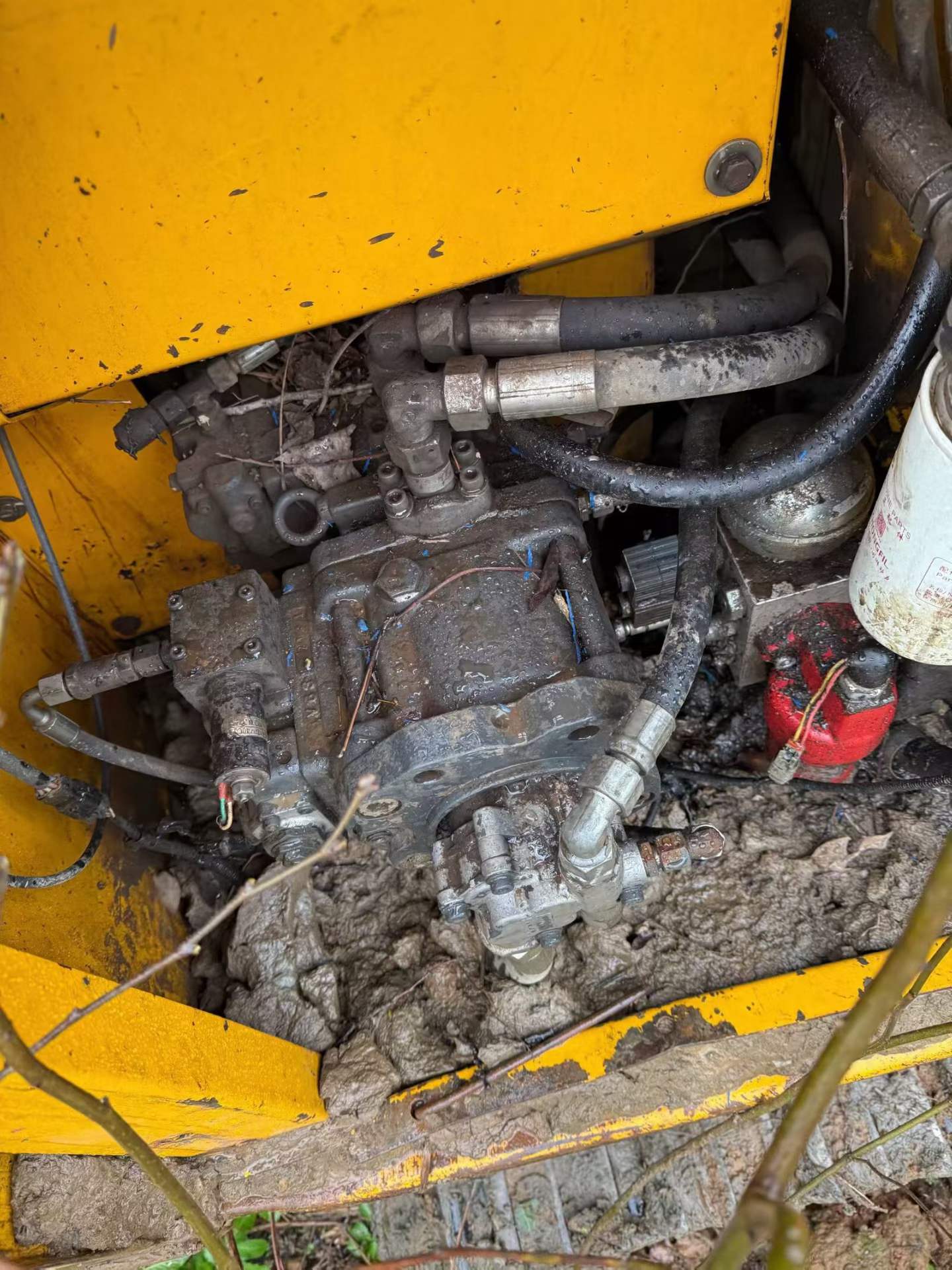 Used XCMG XE150 Excavator 2014 Model / 3