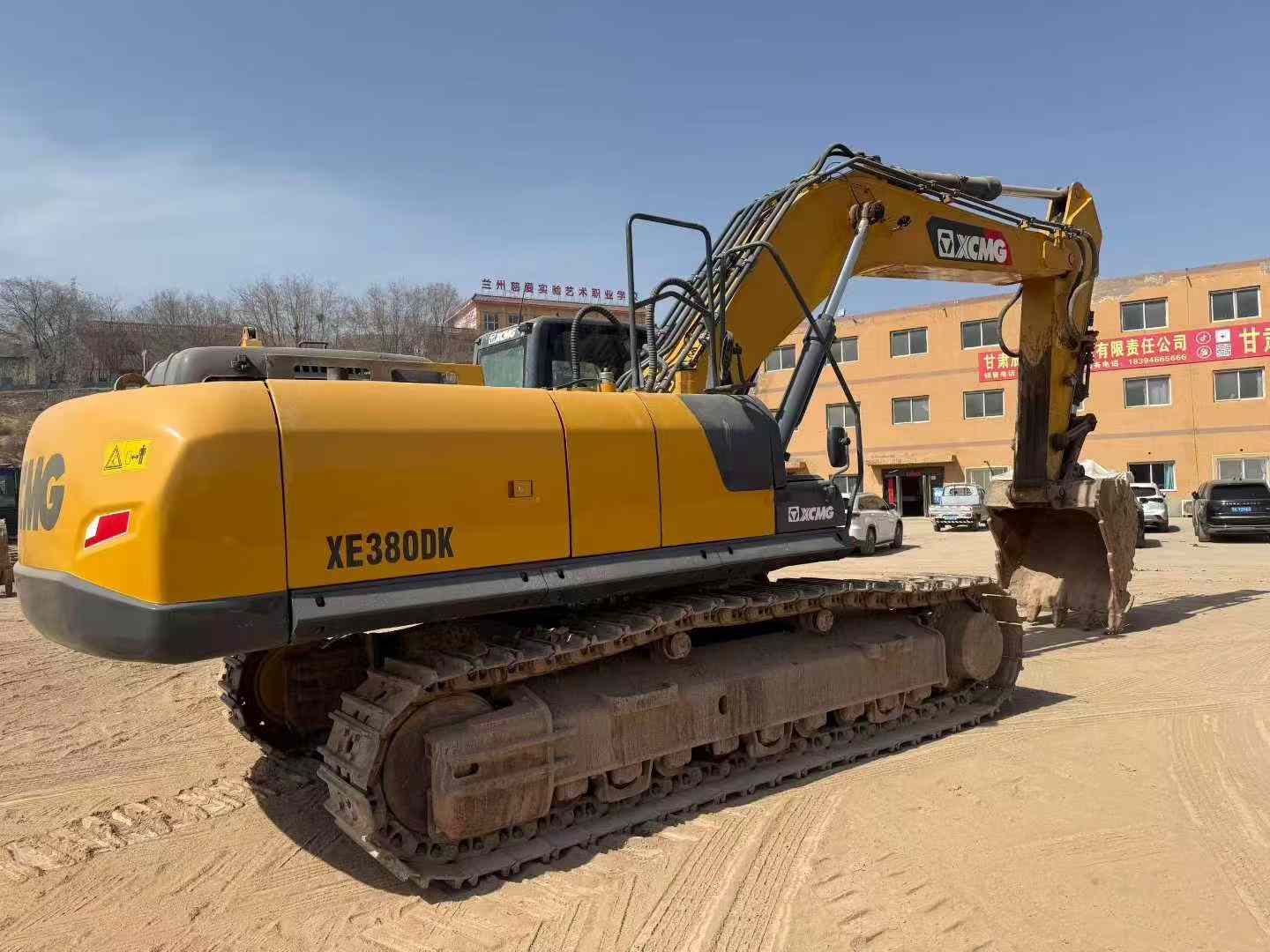 Used XCMG XE380K Excavator 2020 Model / 3