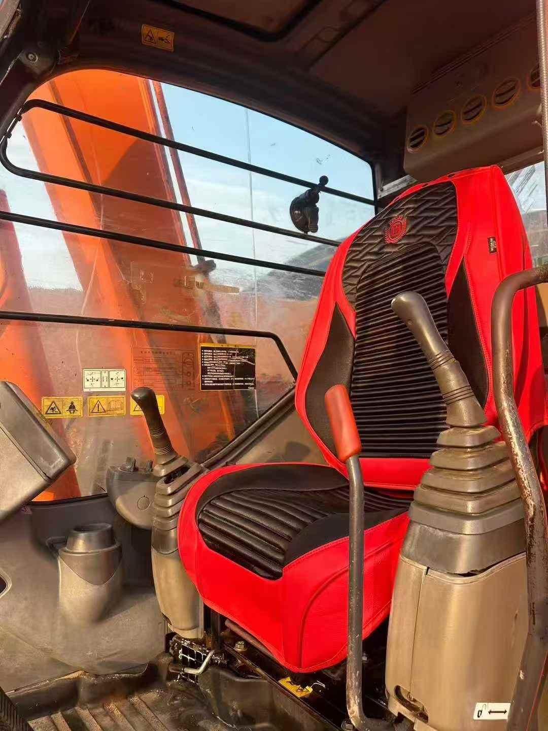 Used Hitachi EX70 Excavator 2016 Model / 3