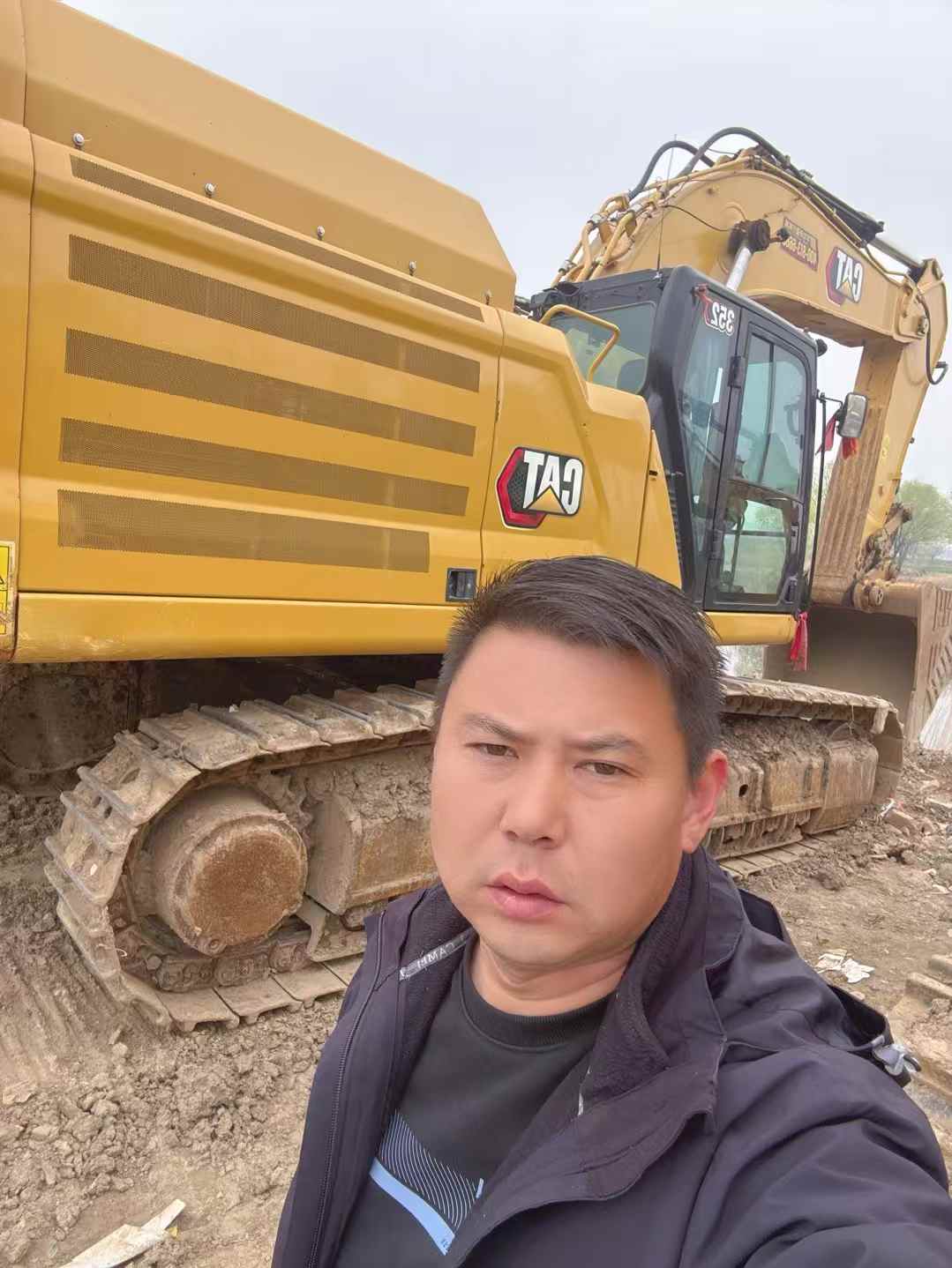 Used Caterpillar CAT352  Excavator 2023 Model / 4