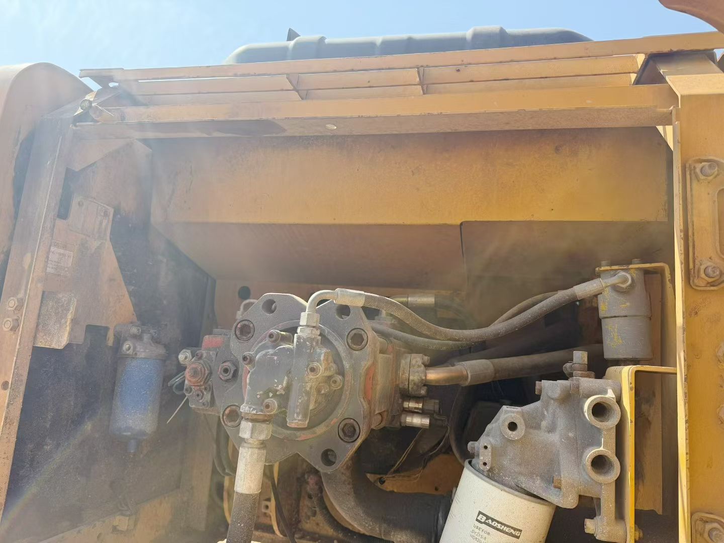 Used Sany SY215C Excavator 2016 Model / 7