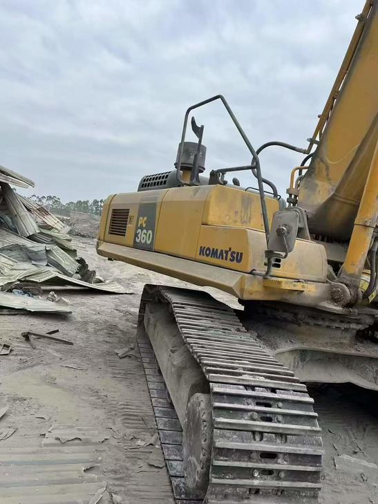 Buy Komatsu PC360-7 Used Excavator / 1