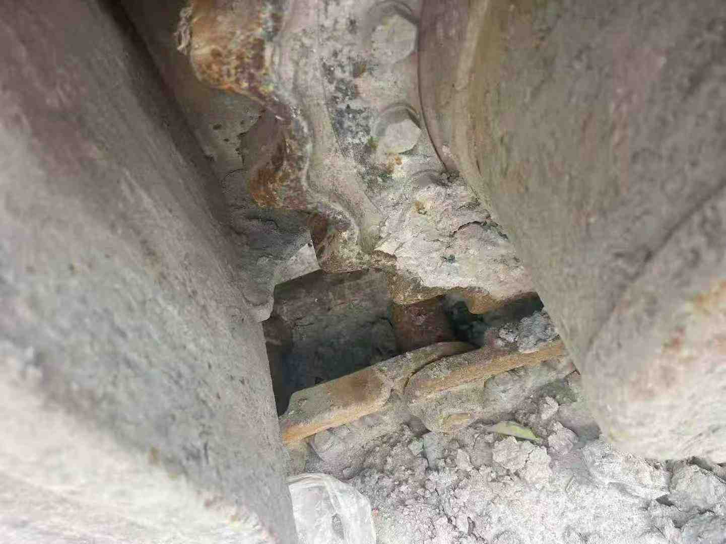 Used Kobelco SK200-6 Excavator 2016 Model / 6