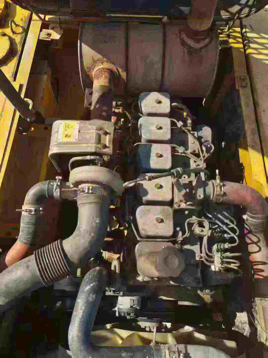 Used Sany SY215C-8 Excavator 2016 Model / 3