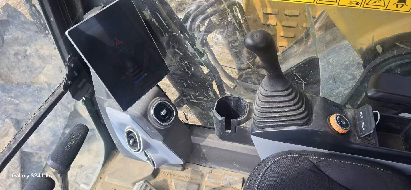 Used Sany SY205C Excavator 2024 Model / 4