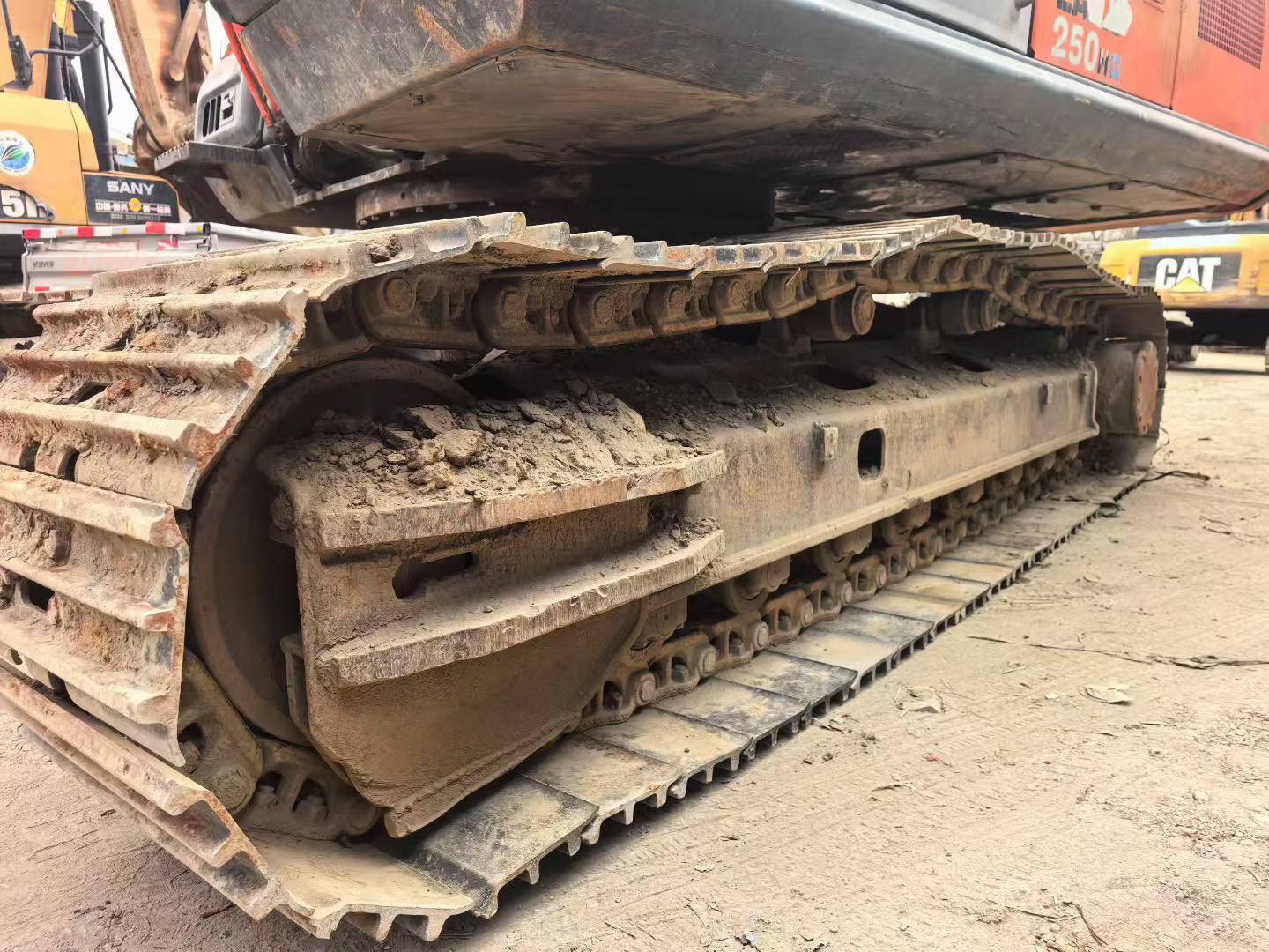 Used Hitachi EX250-5 Excavator 2016 Model / 6