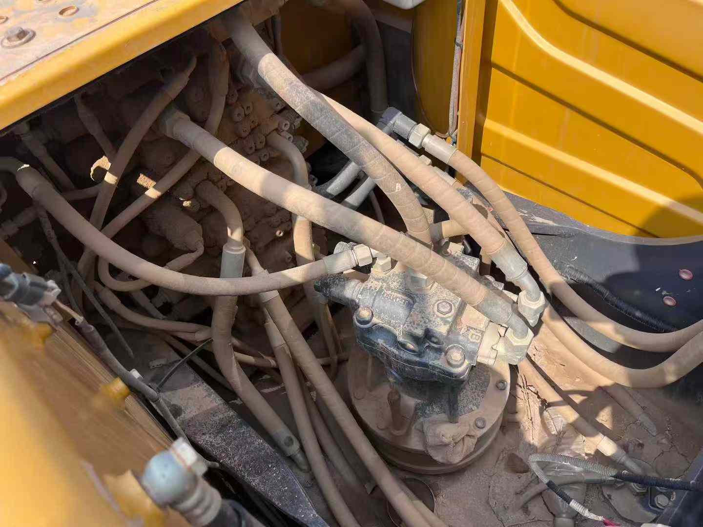 Used XCMG XE15 Excavator 2016 Model / 8