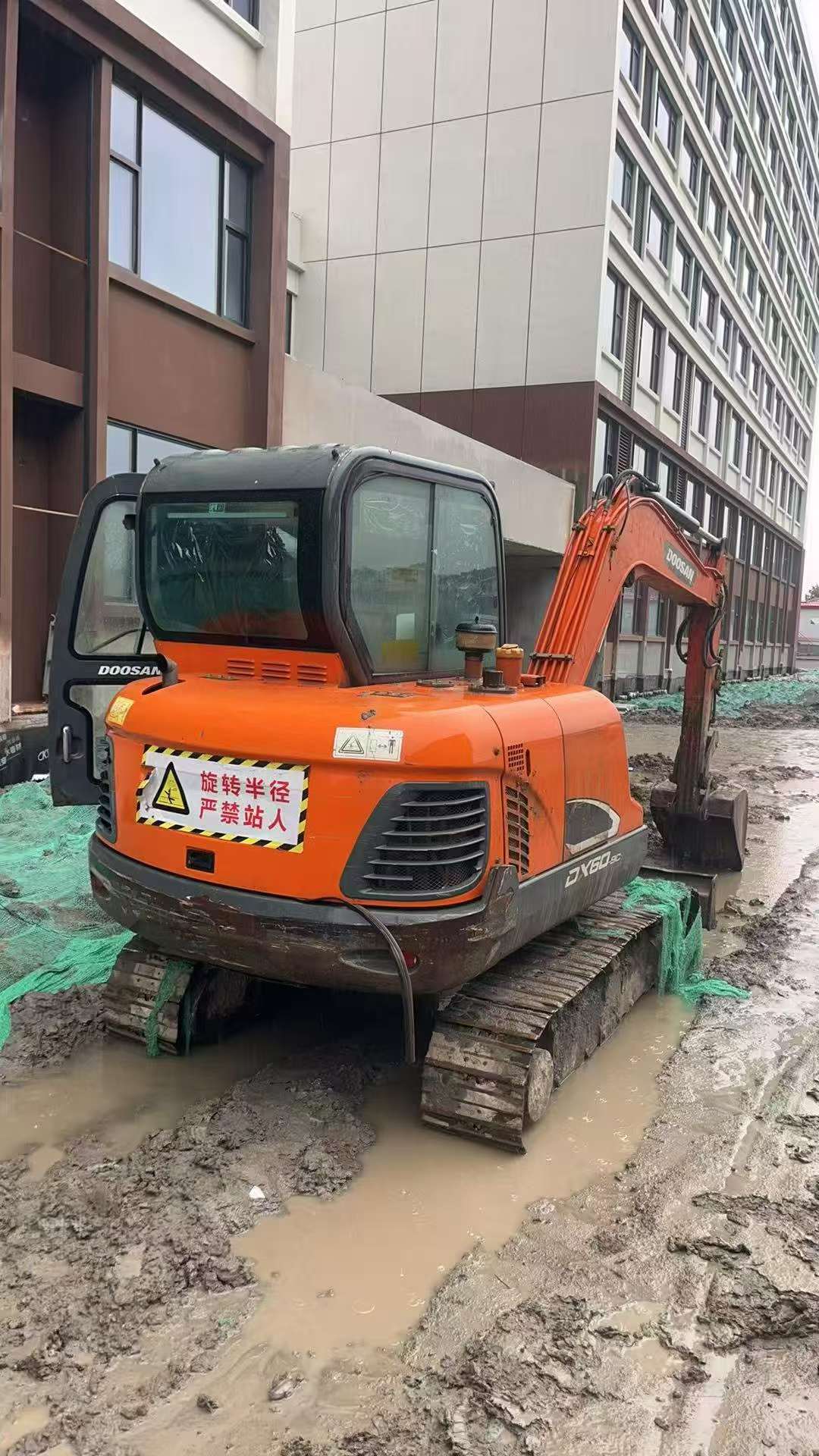 Used Doosan DH60 Excavator 2020 Model / 2
