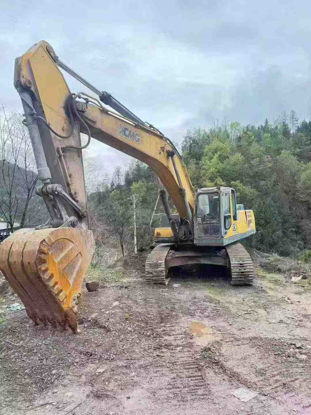 Used XCMG XE335C Excavator 2016 Model / 5