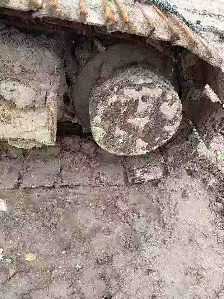 Used Volvo EC210B Excavator 2016 Model / 5