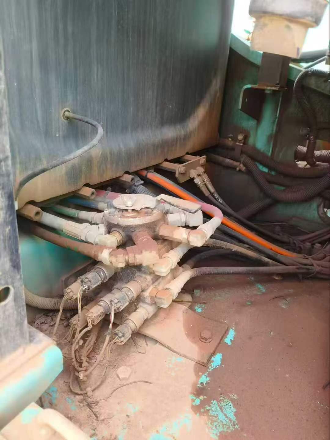 Used Kobelco SK200-2 Excavator 2016 Model / 4