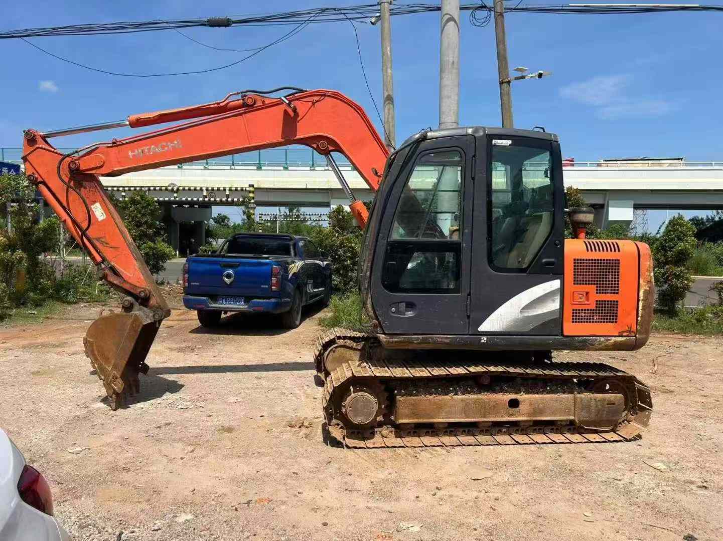 Used Hitachi ZX15 Excavator 2015 Model / 3