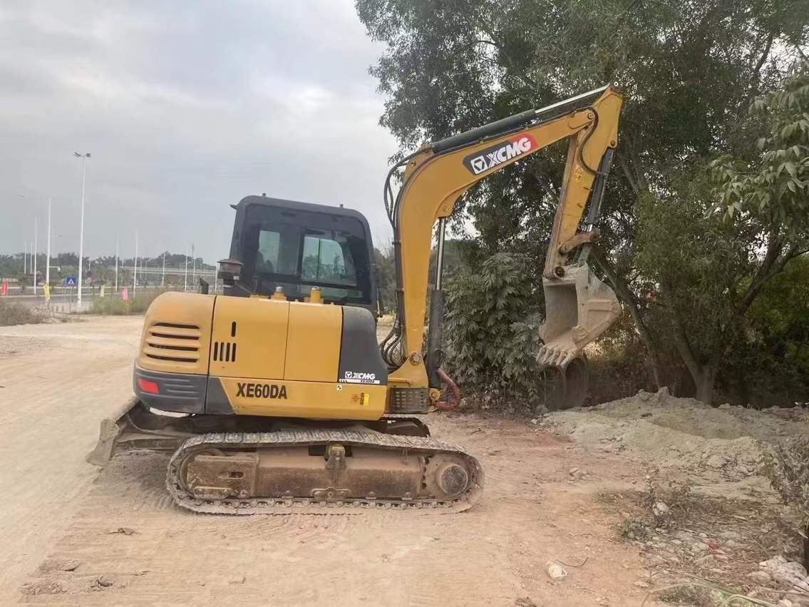 Used XCMG XE60 Excavator 2019 Model / 5