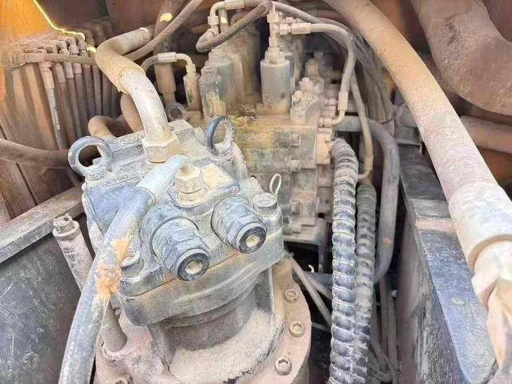 Buy XCMG XE200 Used Excavator / 1