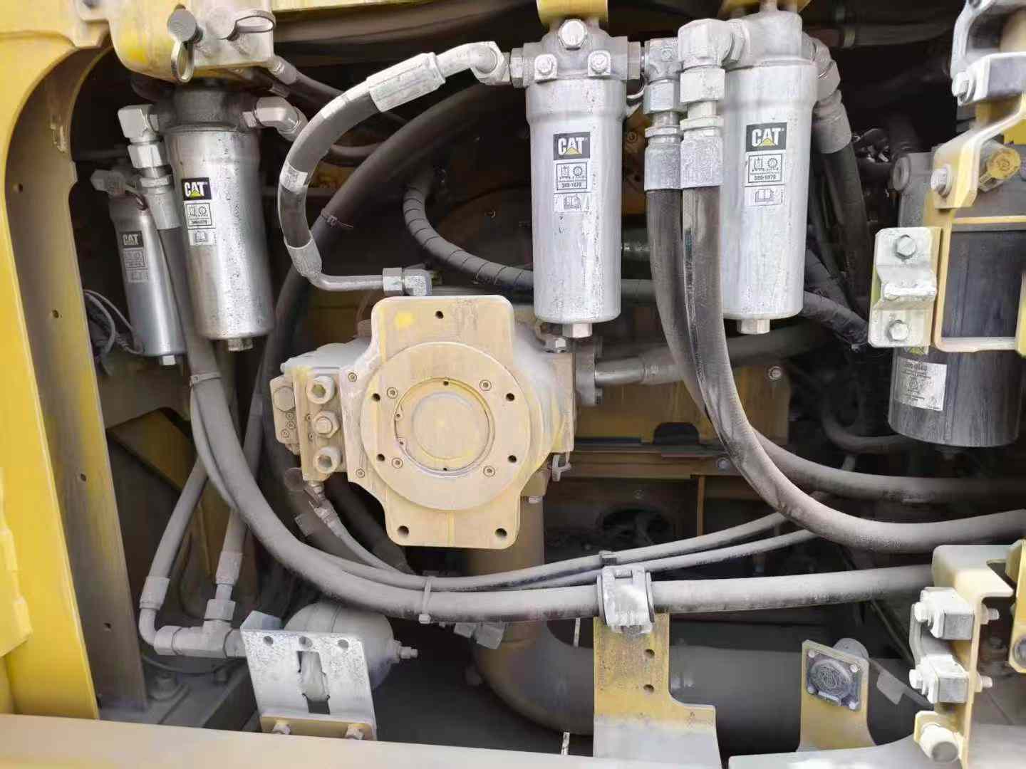 Used Caterpillar 374D Excavator 2023 Model / 5