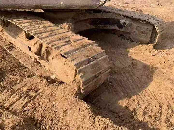 Used Hitachi ZX240-3 Excavator 2016 Model / 8