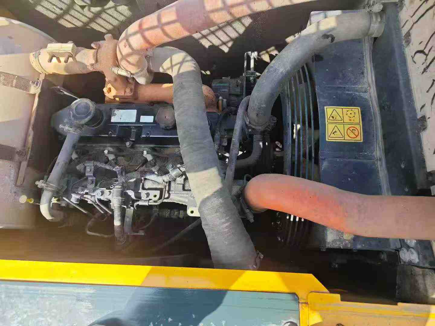 Used Hyundai R110VS Excavator 2018 Model / 4