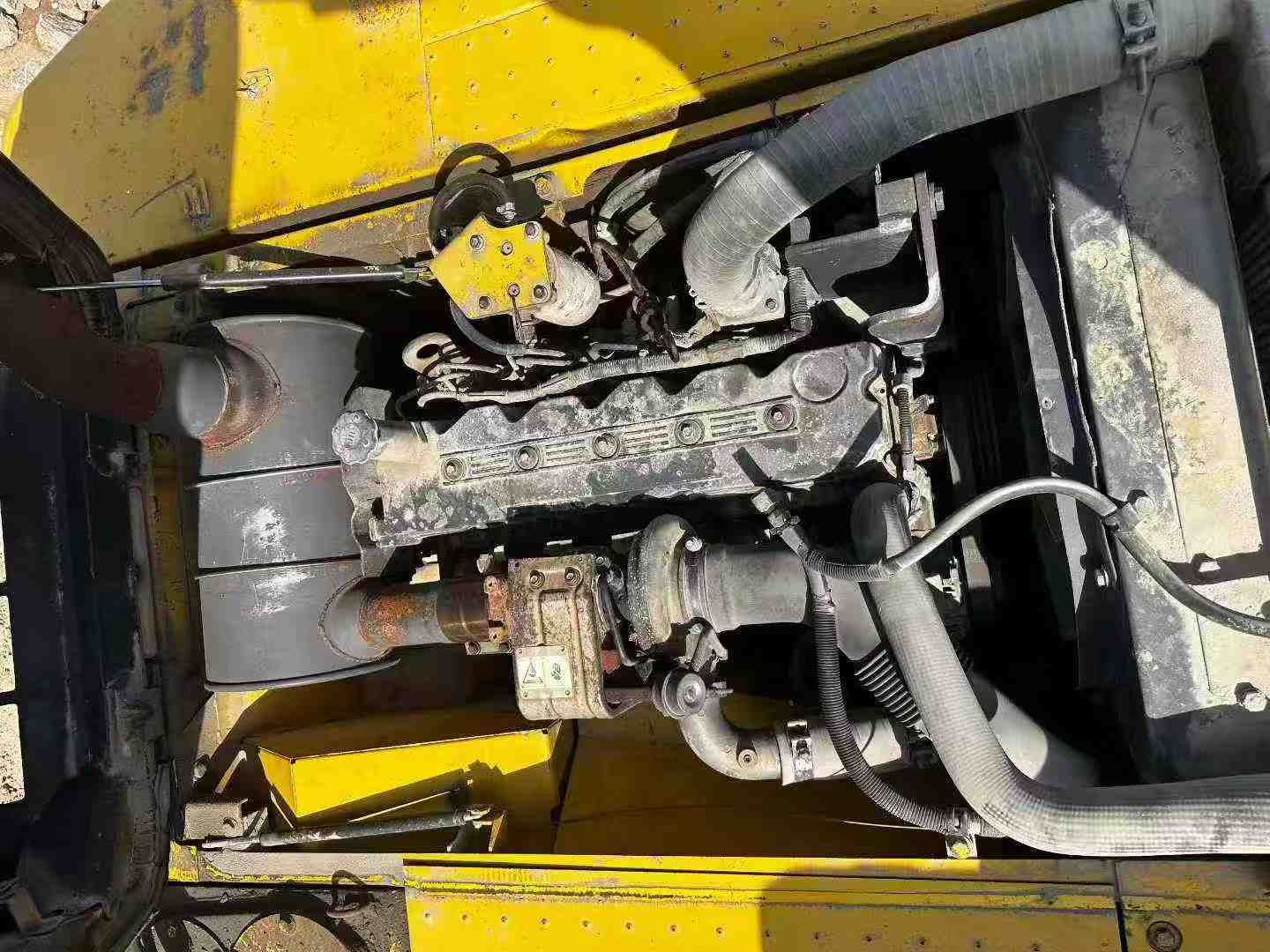 Used Komatsu PC240-6 Excavator 2014 Model / 3