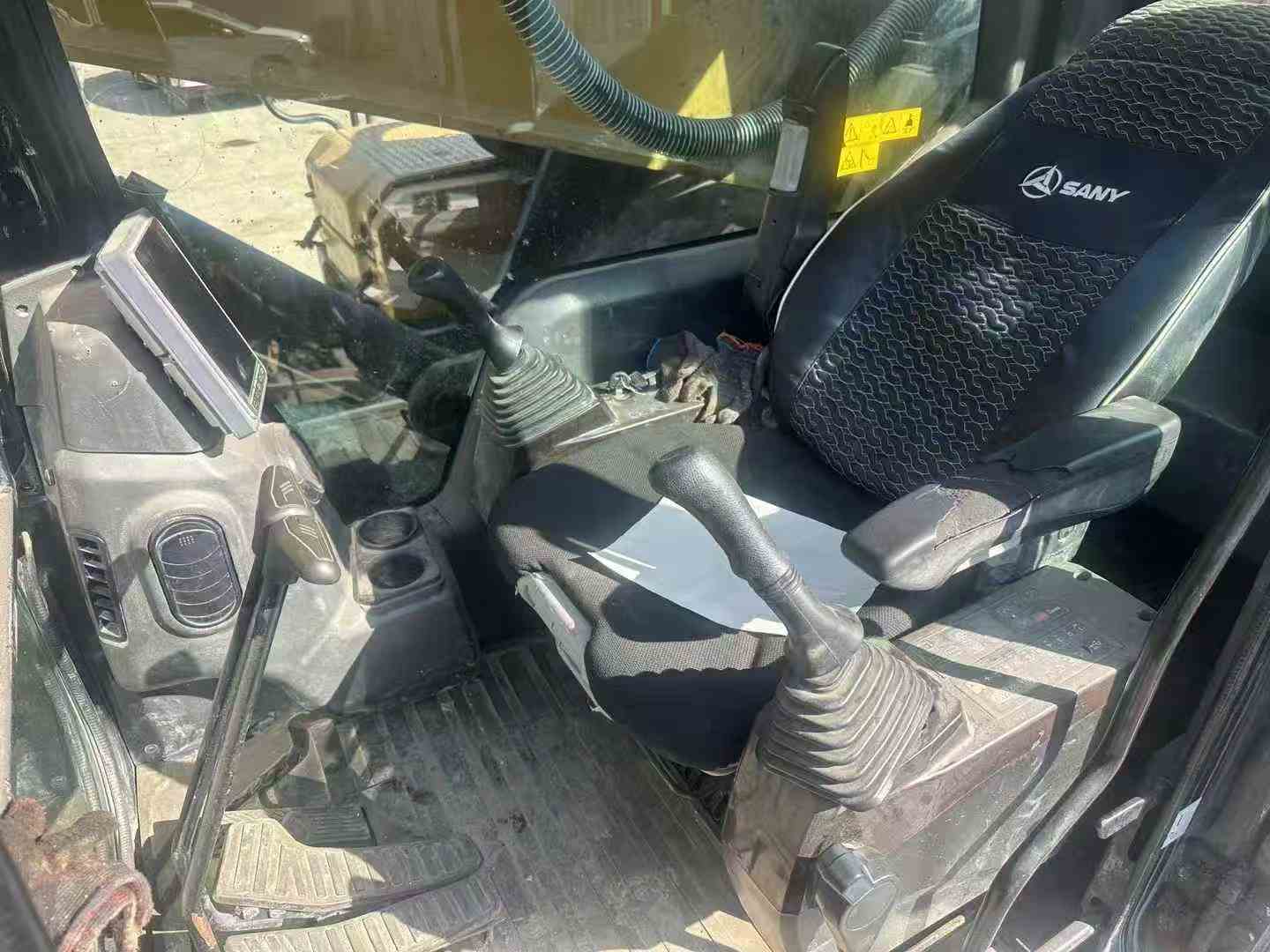 Used Sany SY870H Excavator 2016 Model / 9