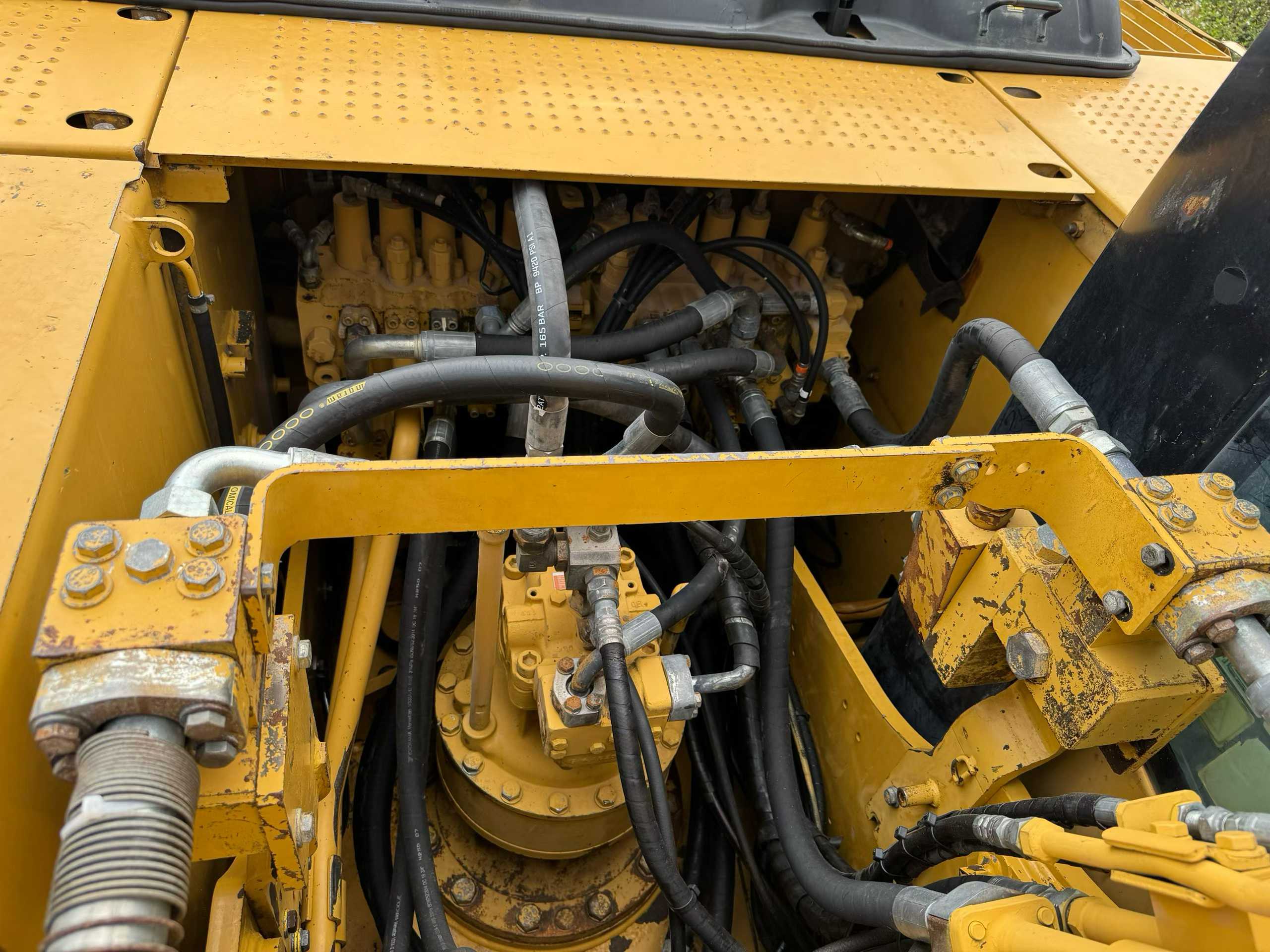 Used Caterpillar 320D Excavator 2016 Model / 4