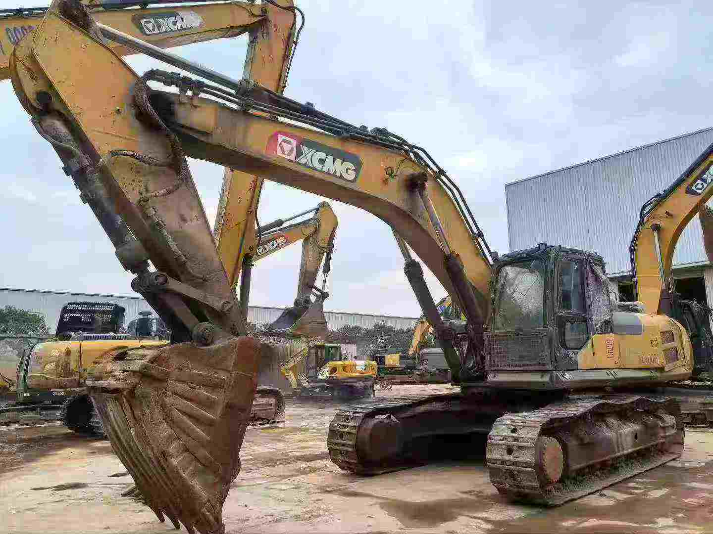 Used XCMG XE400T Excavator 2019 Model / 5