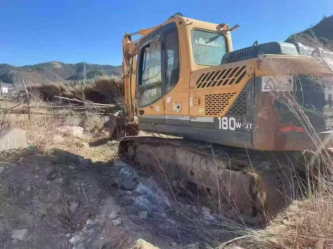 Used Hyundai R150-7 Excavator 2016 Model / 6