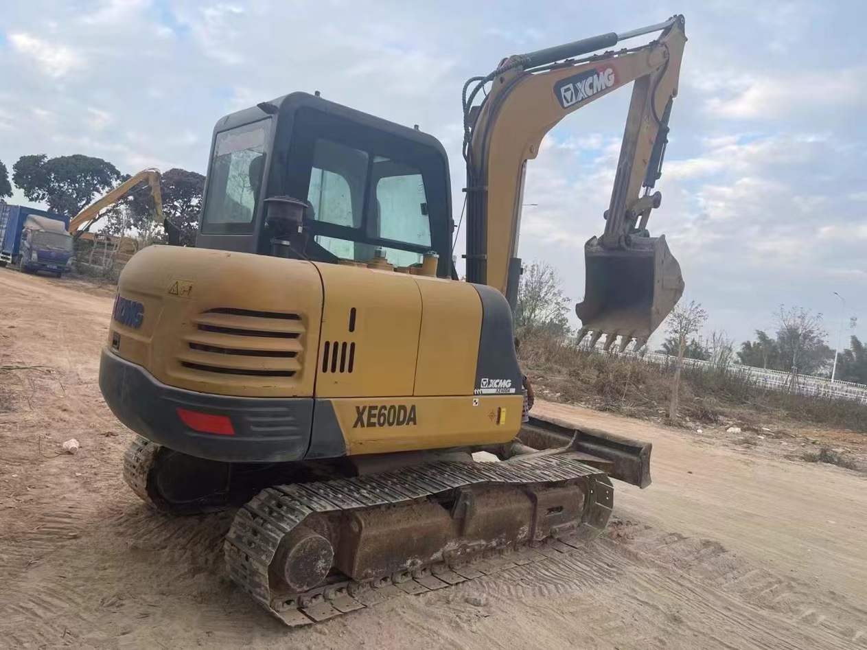 Used XCMG XE60 Excavator 2019 Model / 6