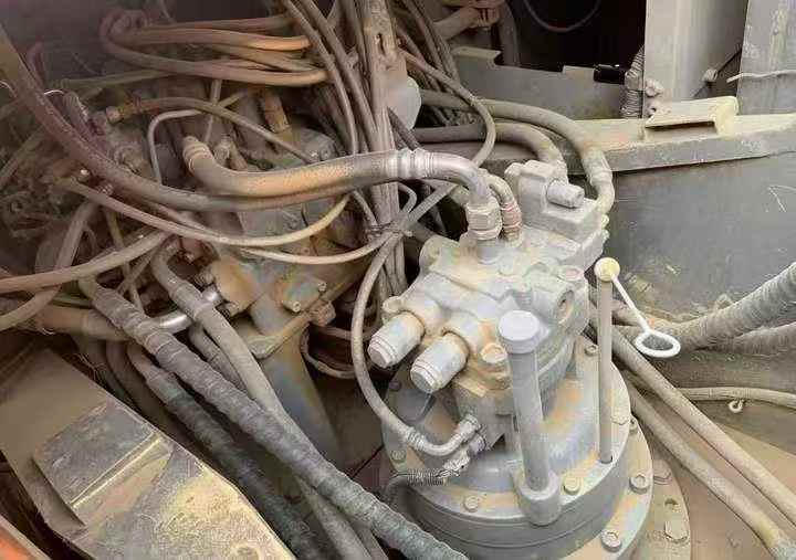 Used Hitachi ZX240-3 Excavator 2016 Model / 5