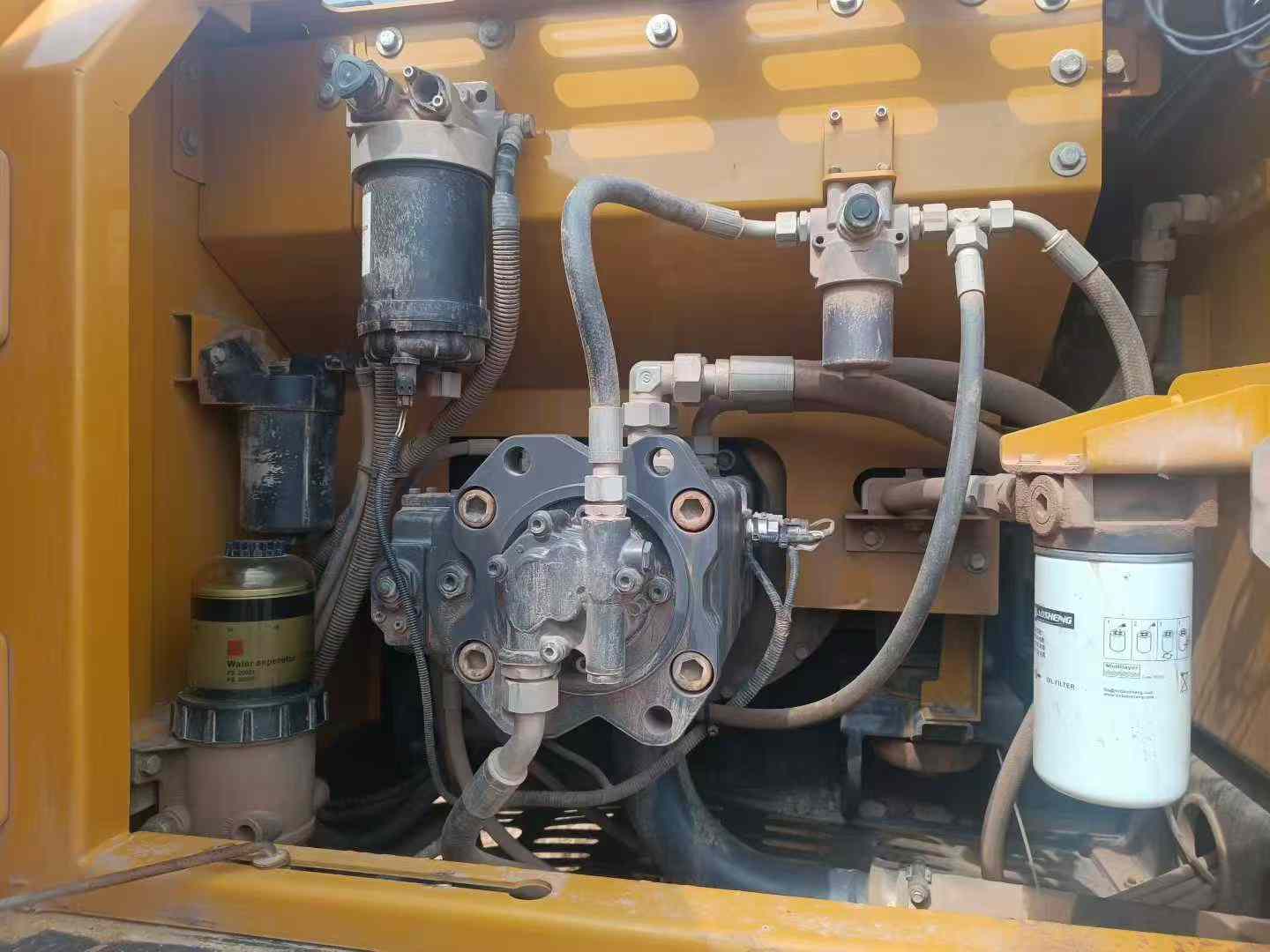 Used XCMG XE200 Excavator 2021 Model / 4