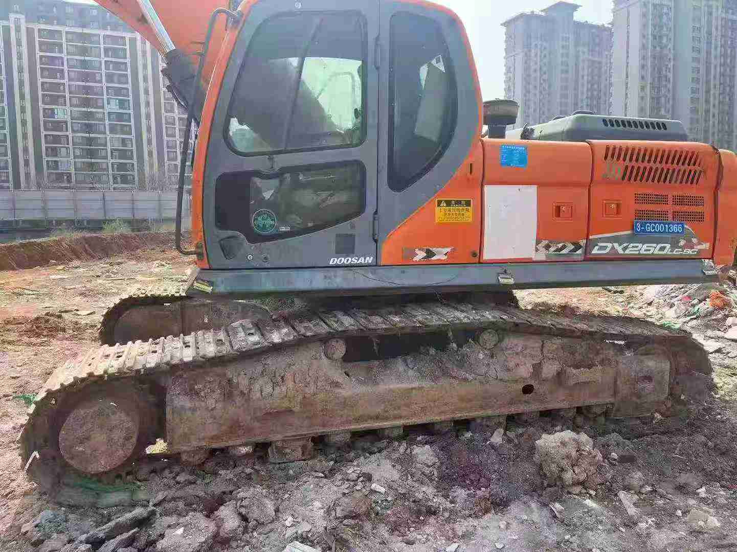 Used Doosan DX260LC Excavator 2018 Model / 9