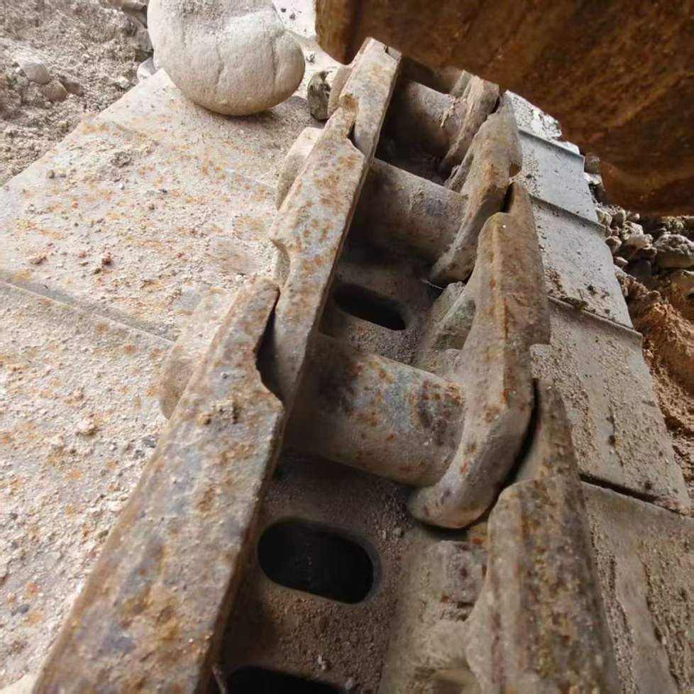 Used Hitachi EX120 Excavator 2016 Model / 8