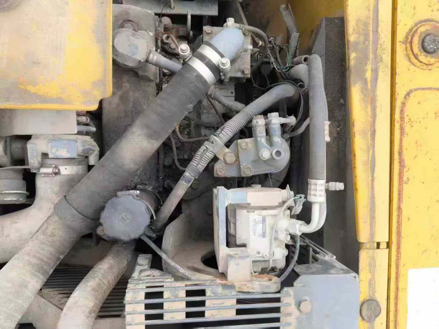 Used Komatsu PC130-7 Excavator 2016 Model / 6