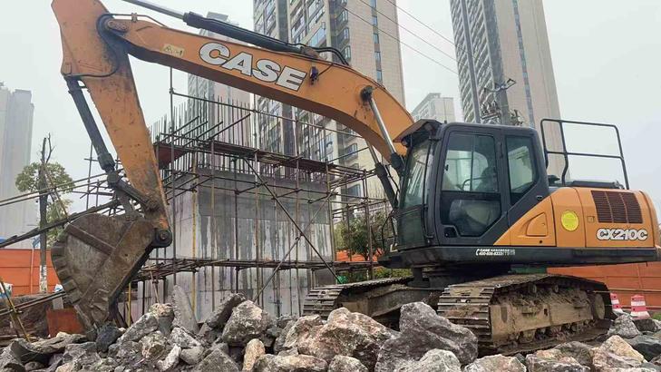 Buy Case CX210 Used Excavator / 1