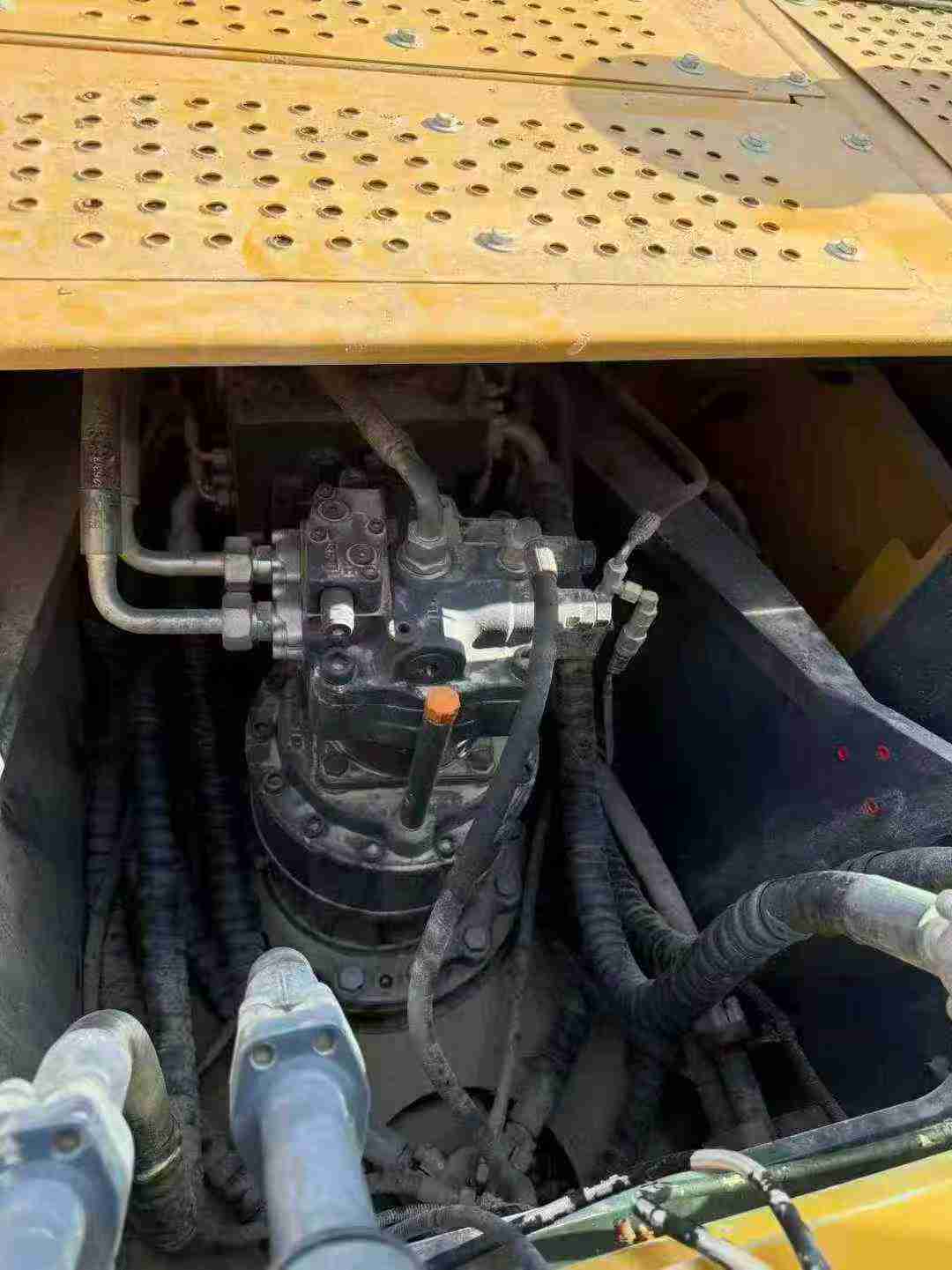 Used XCMG XE270DK Excavator 2016 Model / 7