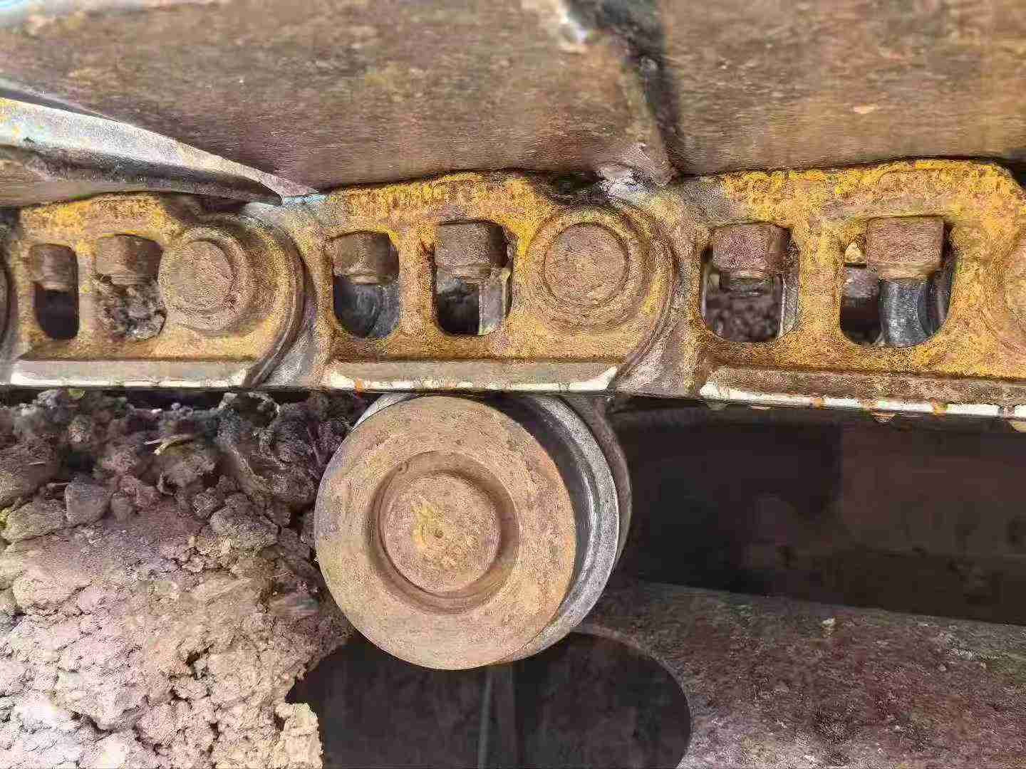 Used Volvo EC200 Excavator 2015 Model / 2