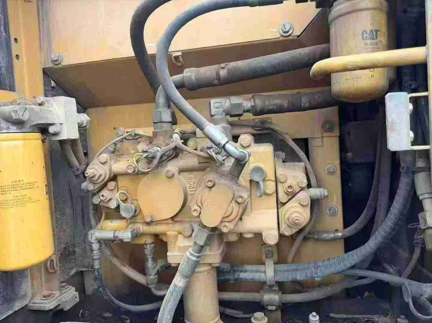 Used Caterpillar M318 Excavator 2016 Model / 4