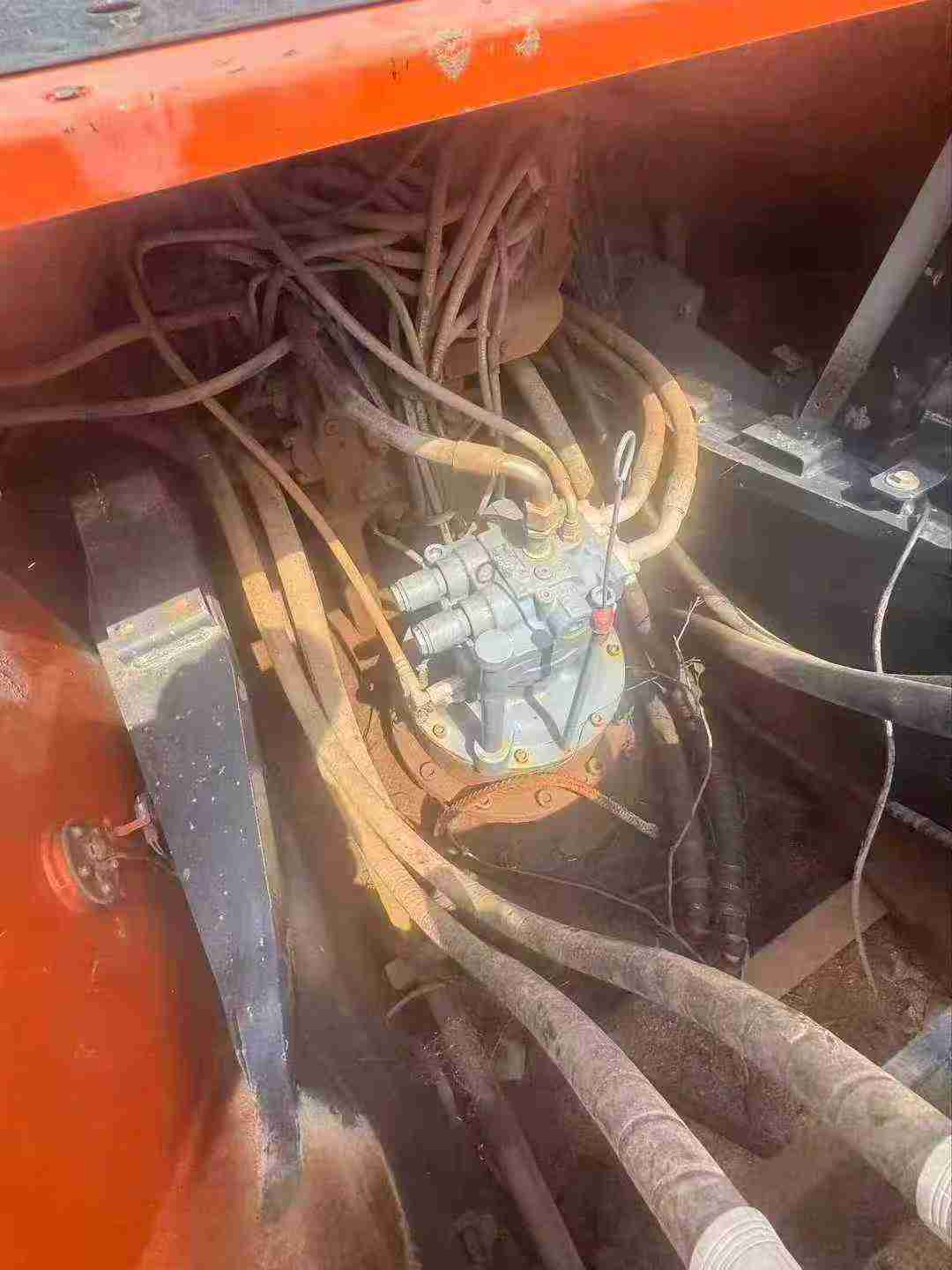 Used Hitachi ZW250 Excavator 2019 Model / 3