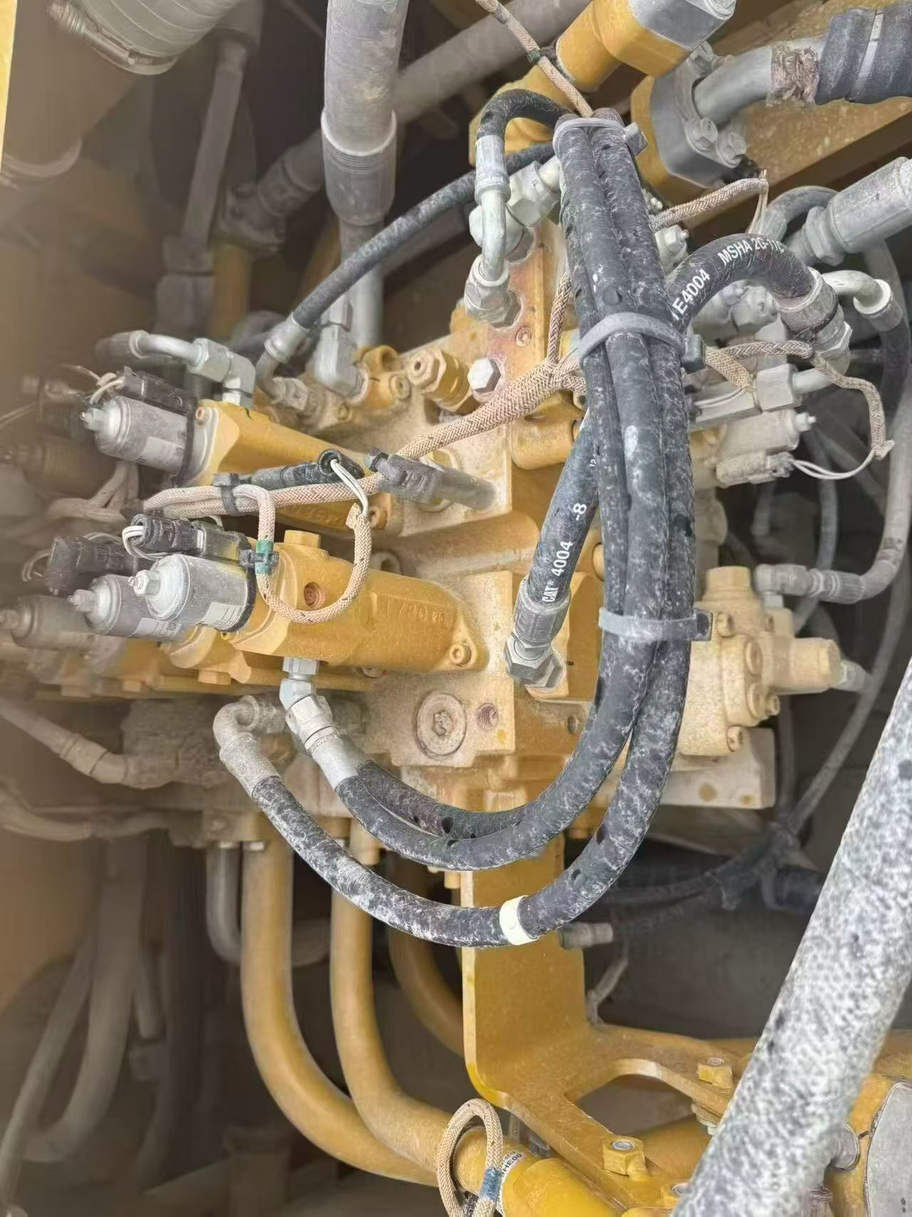 Used Caterpillar 350L Excavator 2021 Model / 4