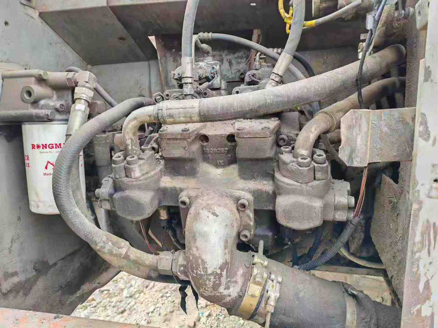 Used Hitachi ZX200-6 Excavator 2016 Model / 3