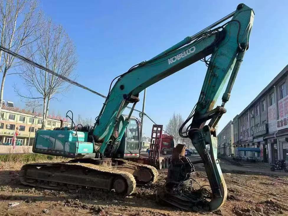 Used Kobelco SK260 Excavator 2016 Model / 2