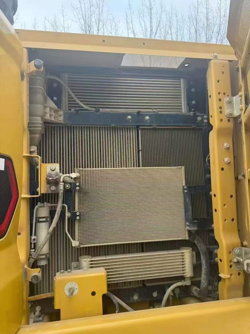 Used Caterpillar 320A Excavator 2020 Model / 8