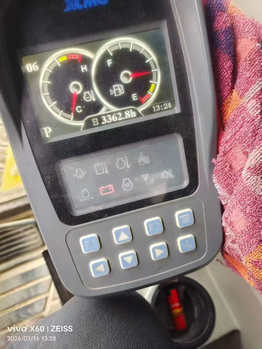 Used Kobelco SK200-2 Excavator 2016 Model / 8