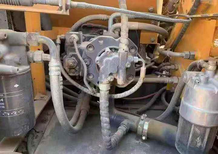 Used Sany SY135-8S Excavator 2016 Model / 4