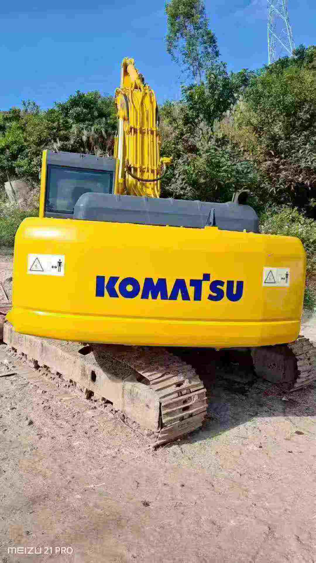 Used Komatsu PC210 Excavator 2011 Model / 5